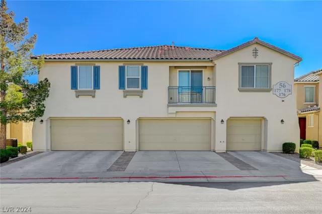 MLS: 2571109 Condo For Sale