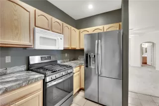 Photo #6: 2571130 Listing 