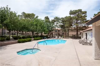 Photo #1: 2571143 Listing 