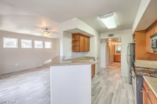 Photo #4: 2571157 Listing 