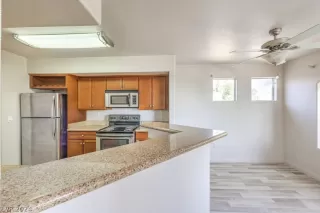 Photo #5: 2571157 Listing 