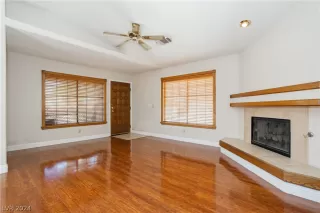 Photo #6: 2571160 Listing