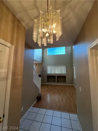 Photo #2: 2571167 Listing 