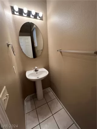 Photo #4: 2571167 Listing 