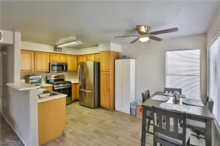 Photo #6: 2571209 Listing 