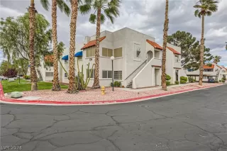 Photo #1: 2571247 Listing 