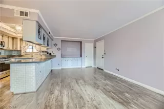 Photo #5: 2571247 Listing 