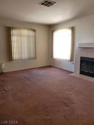 Photo #6: 2571296 Listing