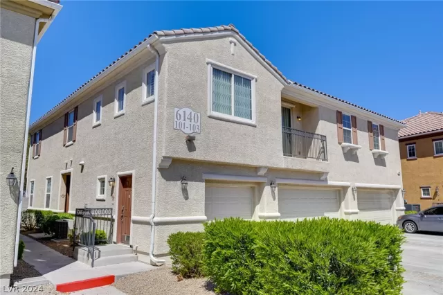 MLS: 2571307 Condo For Sale