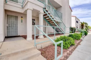 Photo #1: 2571358 Listing