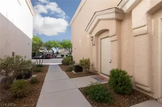 Photo #2: 2571385 Listing 