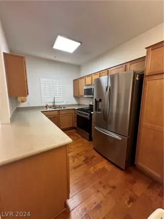 Photo #3: 2571388 Listing 