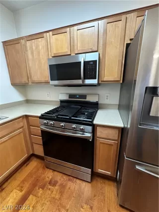 Photo #4: 2571388 Listing 