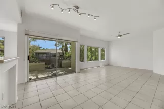 Photo #5: 2571389 Listing 