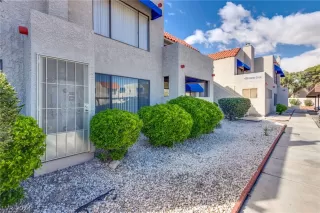 Photo #1: 2571407 Listing