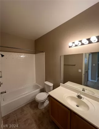 Photo #6: 2571442 Listing