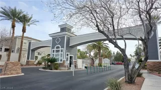Photo #2: 2571470 Listing 