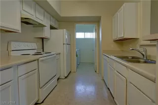 Photo #6: 2571505 Listing 