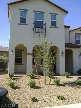 Photo #2: 2571521 Listing 
