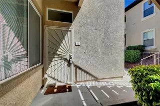 Photo #3: 2571523 Listing