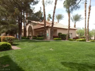 Photo #2: 2571536 Listing 