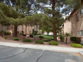 Photo #5: 2571536 Listing 