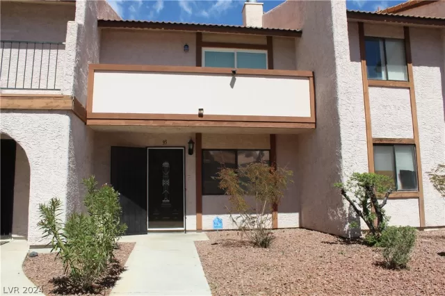 MLS: 2571549 Condo For Sale