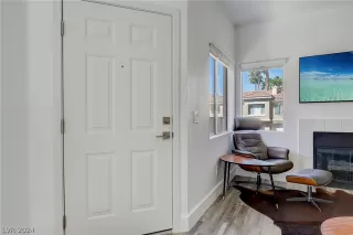 Photo #5: 2571557 Listing 