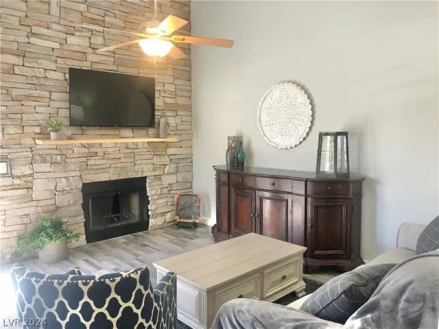 MLS: 2571597 Condo For Sale