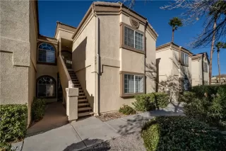 Photo #2: 2571603 Listing