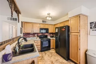 Photo #3: 2571623 Listing