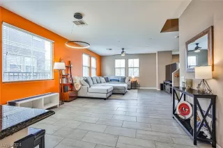 Photo #3: 2571629 Listing 