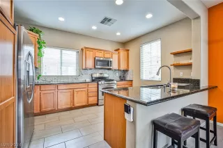 Photo #6: 2571629 Listing 