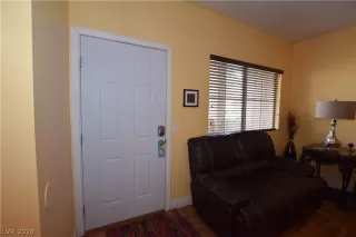 Photo #6: 2571640 Listing