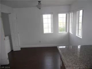 Photo #2: 2571642 Listing 