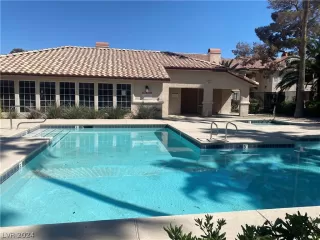 Photo #4: 2571642 Listing 