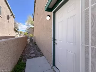 Photo #2: 2571644 Listing 