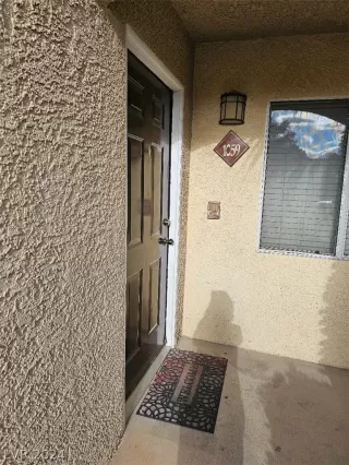 Photo #2: 2571670 Listing 