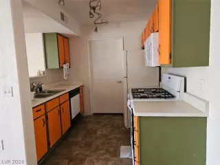 Photo #5: 2571670 Listing 