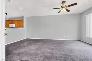 Photo #5: 2571687 Listing