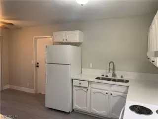 Photo #4: 2571718 Listing 