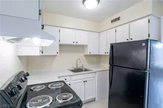 Photo #4: 2571723 Listing 