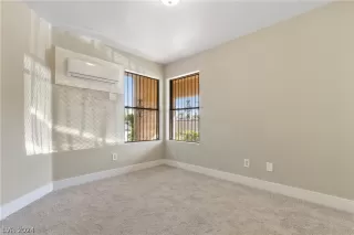 Photo #5: 2571728 Listing