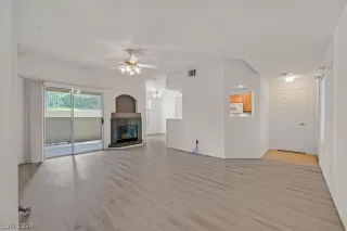 Photo #1: 2571741 Listing