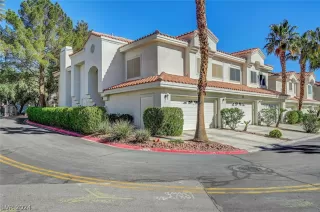 Photo #1: 2571791 Listing