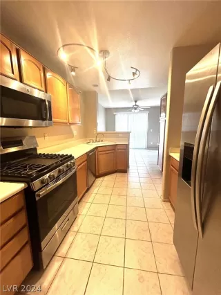 Photo #5: 2571792 Listing 