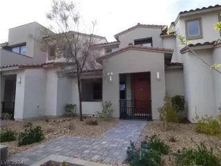 Photo #1: 2571813 Listing