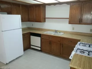 Photo #3: 2571815 Listing 