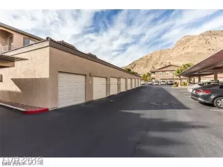 Photo #2: 2571828 Listing 