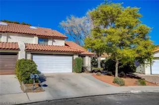 Photo #1: 2571843 Listing 